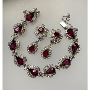 Vintage Dazzle Raspberry Red Rhinestone Bracelet Matching Earrings Holiday READ